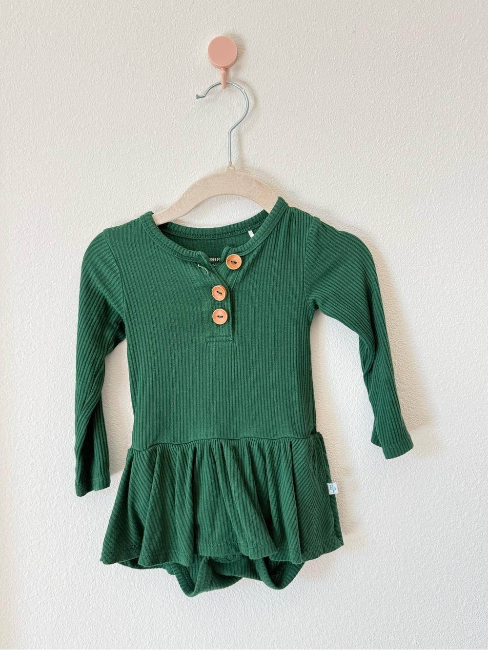 Posh Peanut 6-12M Long-Sleeve Green Ruffle Baby Dress Bubble Romper Bamboo